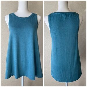 Gap flowy sleeveless top - xs